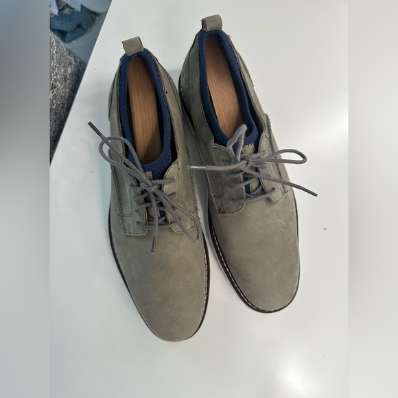 men’s shoes - Picture 2 of 7